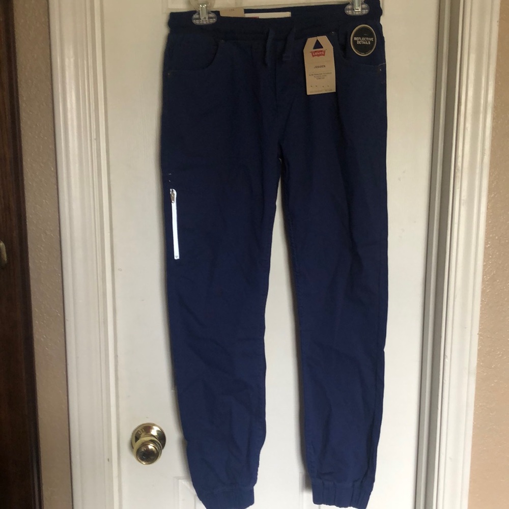 Levi jogger